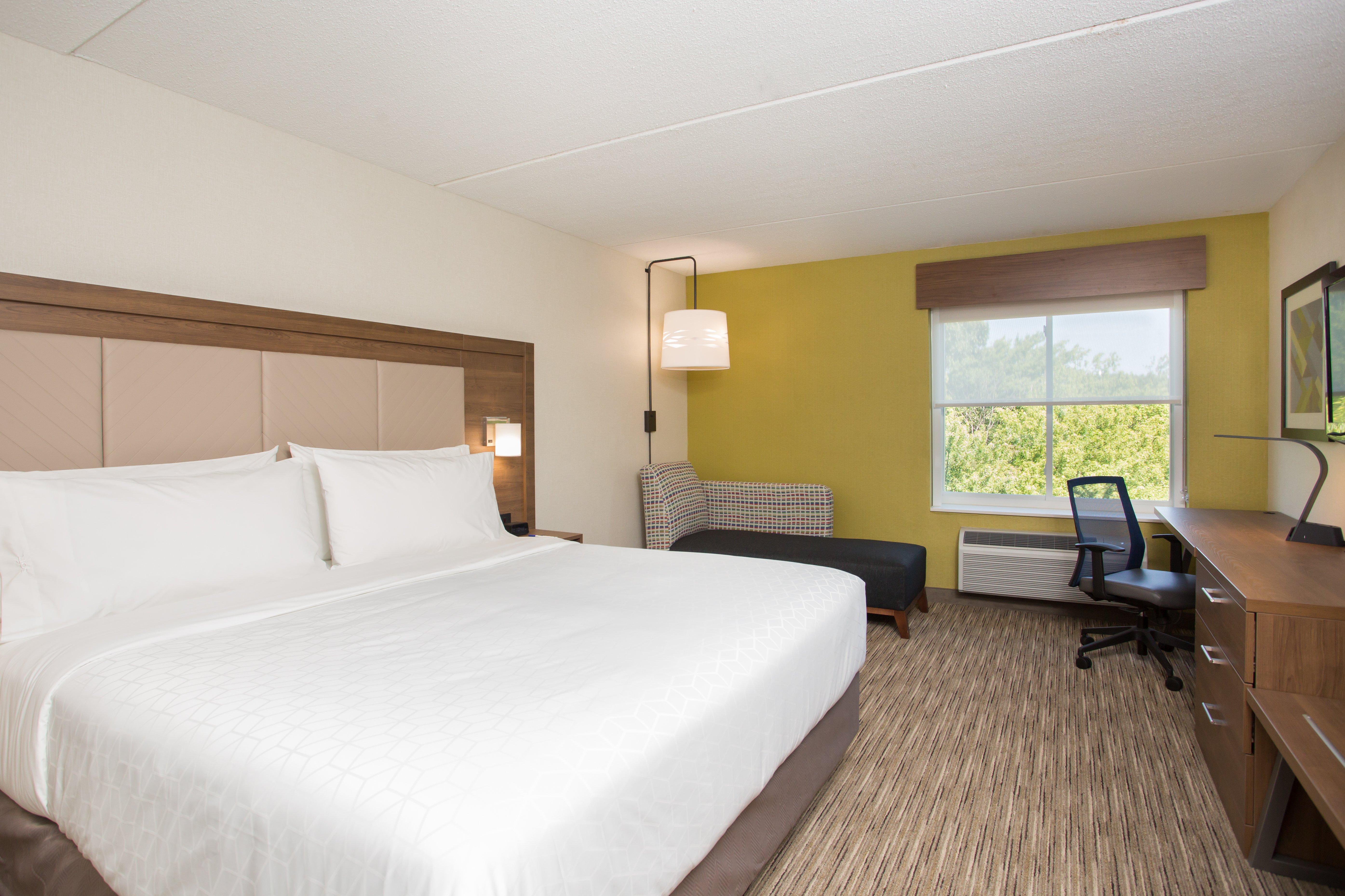 Holiday Inn Express Chelmsford By Ihg Exterior foto