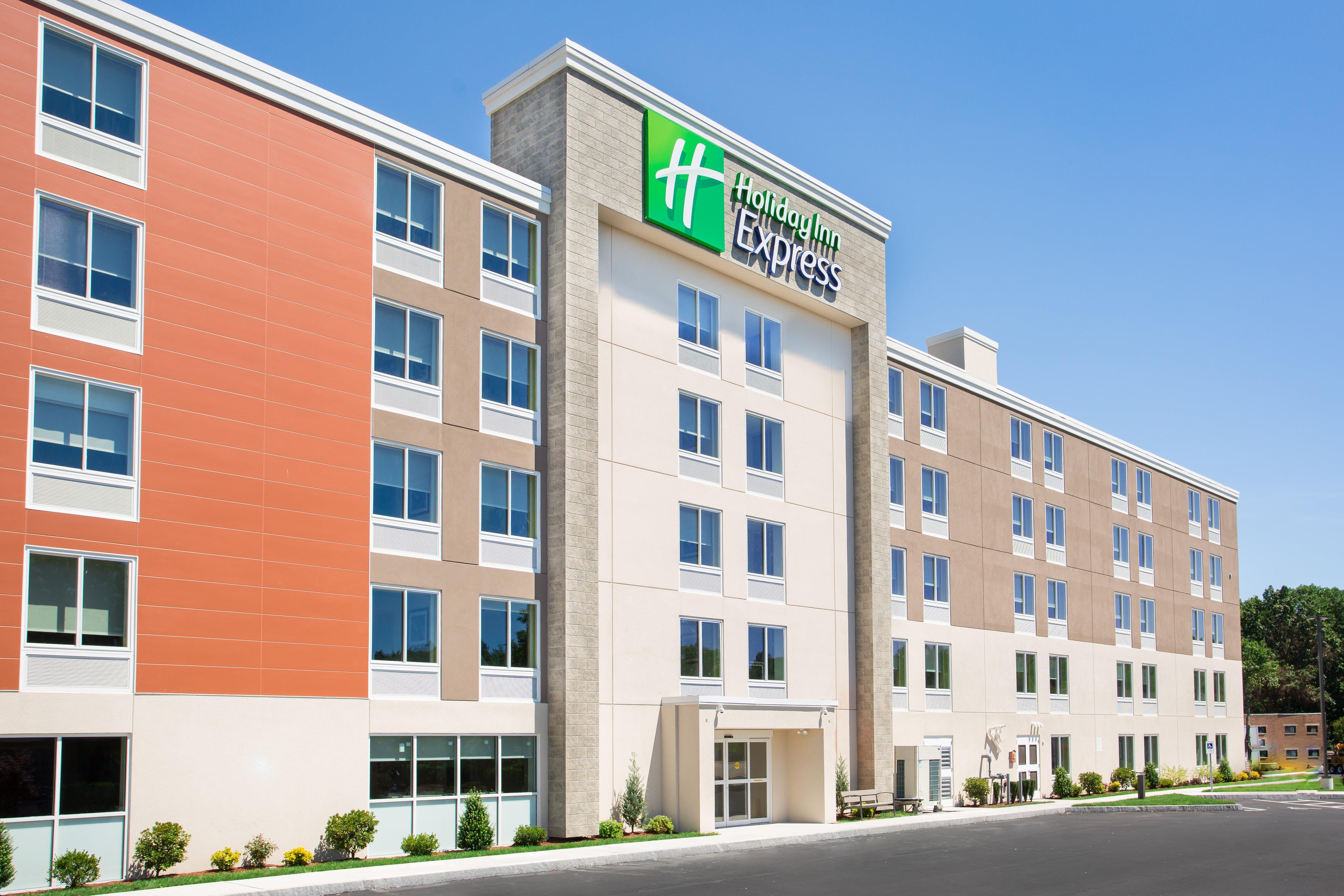 Holiday Inn Express Chelmsford By Ihg Exterior foto