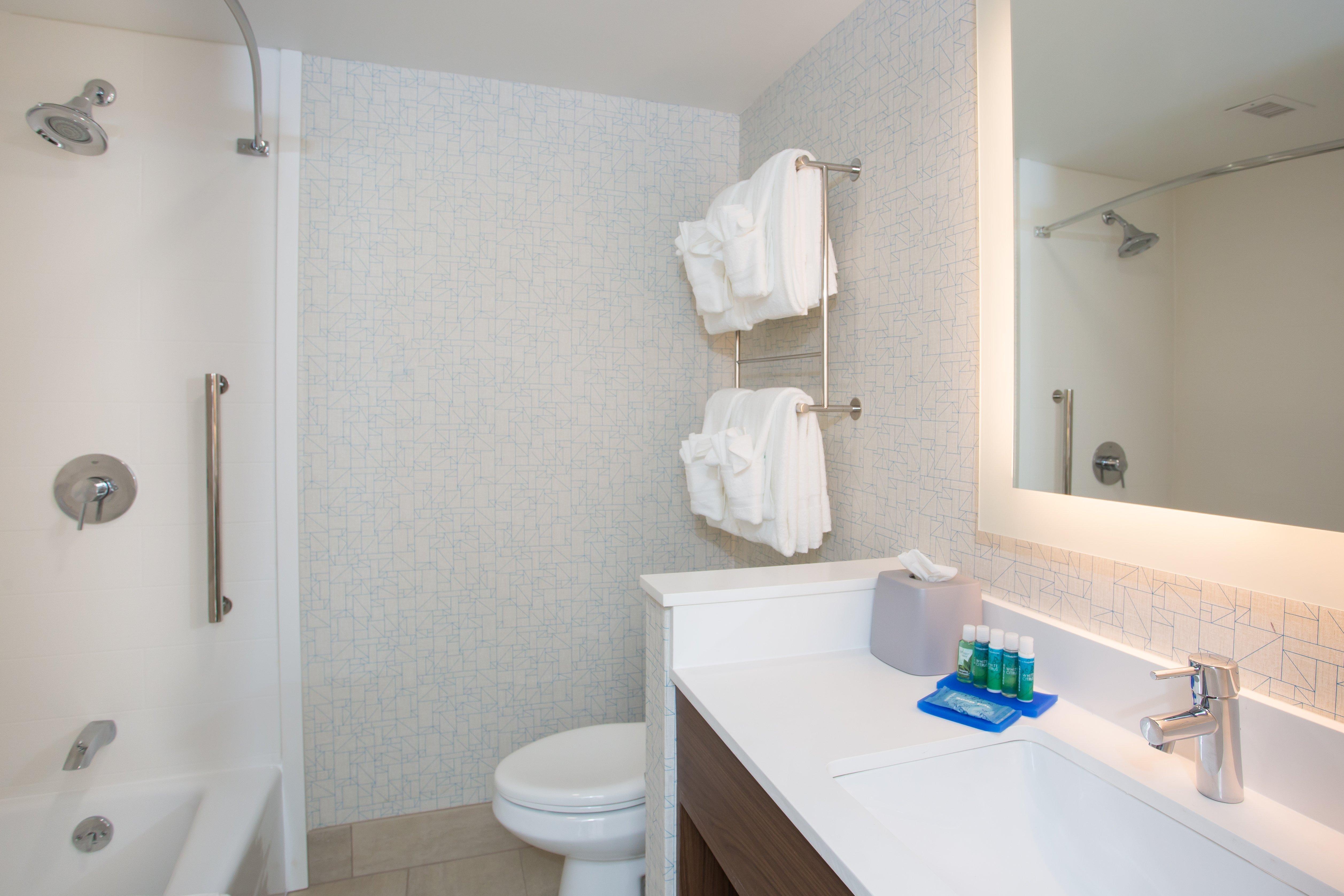 Holiday Inn Express Chelmsford By Ihg Exterior foto